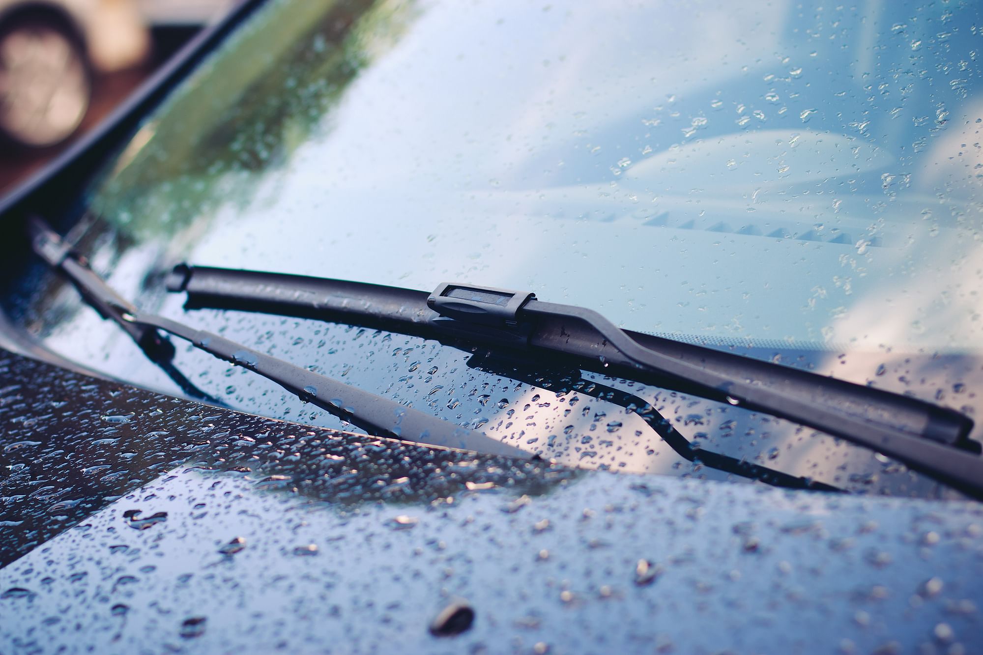 Winter-Ready: Windshield Wipers for Snow and Ice